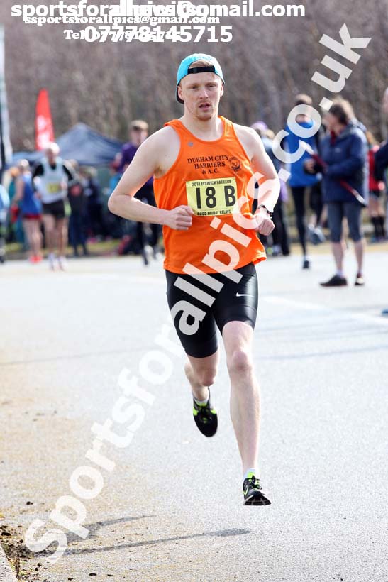 Senior mens Good Friday Elswick Harriers Relay, Newburn, Newcastle. Photo: David T. Hewitson/Sports for All Pics